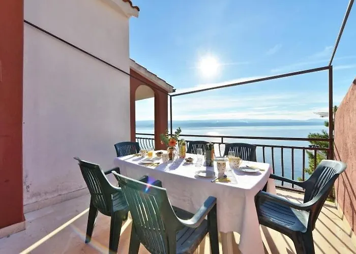 Apartman House Rogoznica *