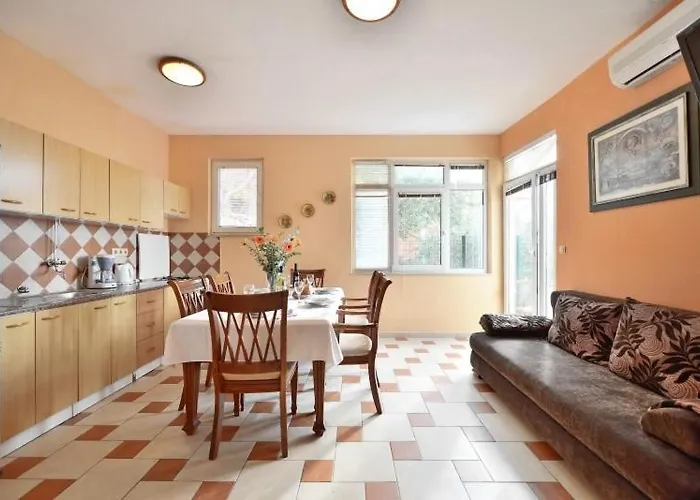 House Rogoznica Apartman *