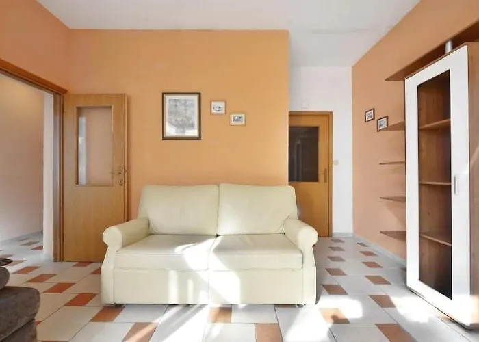 Apartman House Rogoznica