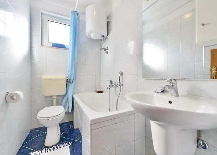 Apartman House Rogoznica *